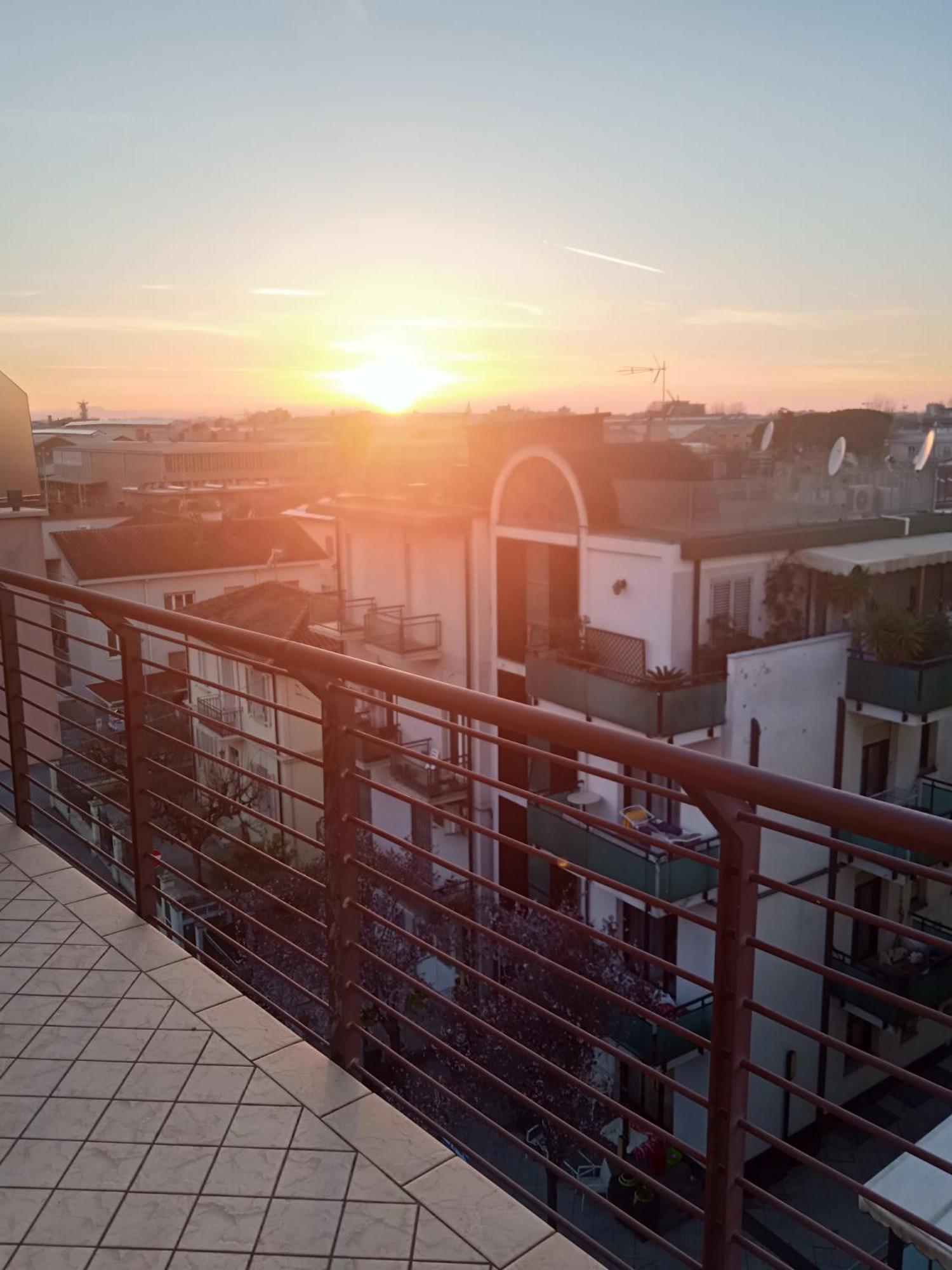 Il Tramonto Leilighet Rimini Eksteriør bilde